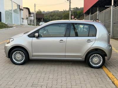 VOLKSWAGEN - UP - 2016/2017 - Prata - R$ 58.990,00