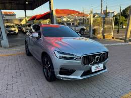 VOLVO - XC60 - 2017/2018 - Prata - R$ 184.990,00