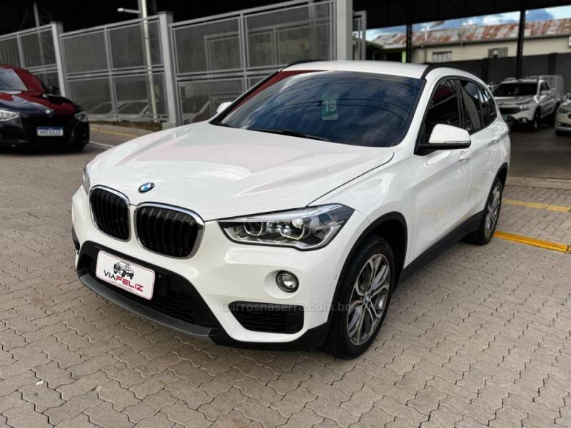 BMW - X1 - 2018/2019 - Branca - R$ 149.990,00