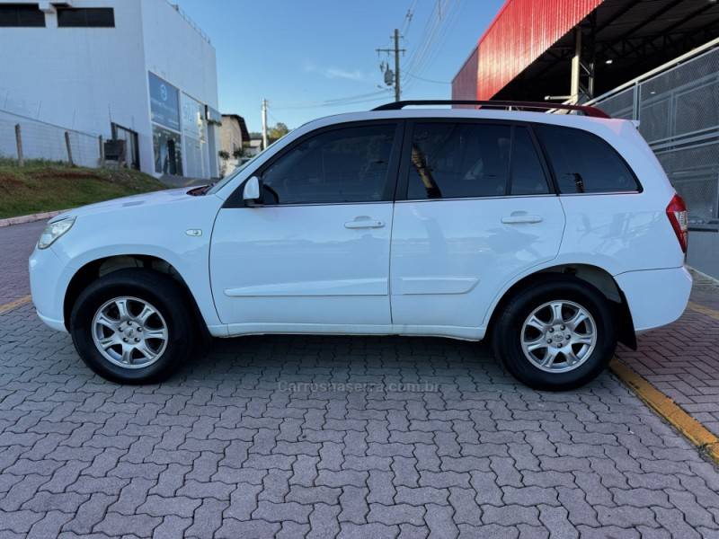 CHERY - TIGGO - 2014/2015 - Branca - R$ 42.990,00