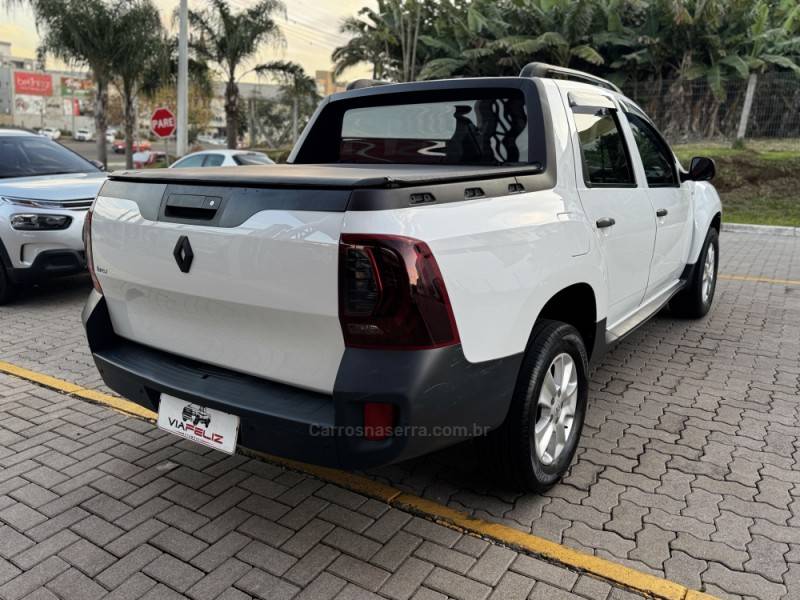 RENAULT - OROCH - 2017/2018 - Branca - R$ 74.990,00