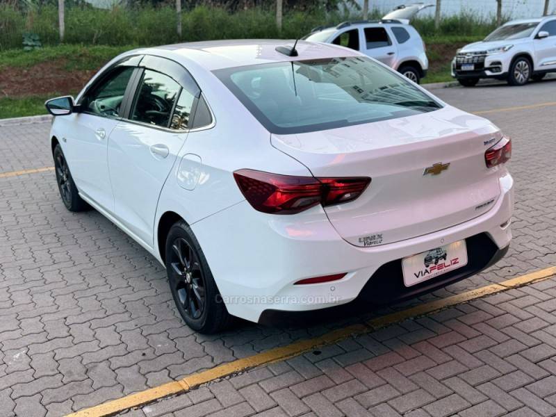 CHEVROLET - ONIX - 2020/2021 - Branca - R$ 89.990,00