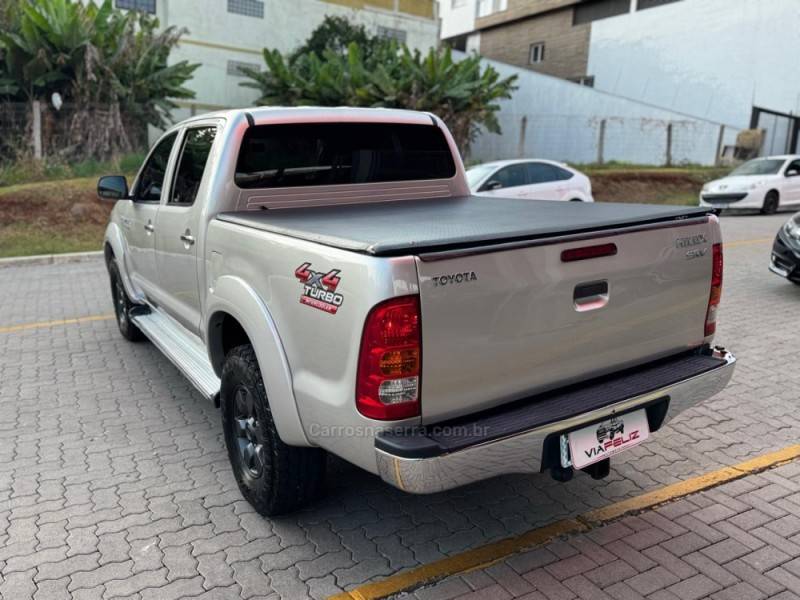 TOYOTA - HILUX - 2008/2008 - Prata - R$ 114.990,00