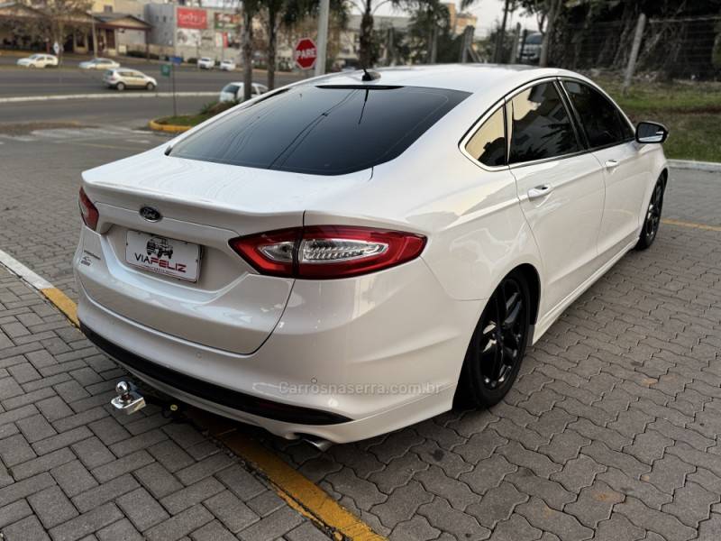 FORD - FUSION - 2014/2014 - Branca - R$ 79.990,00