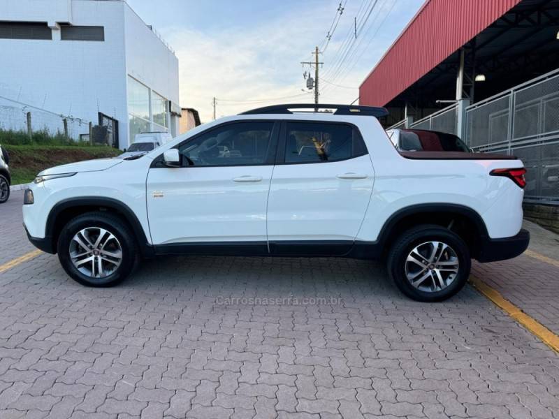 FIAT - TORO - 2018/2019 - Branca - R$ 112.990,00