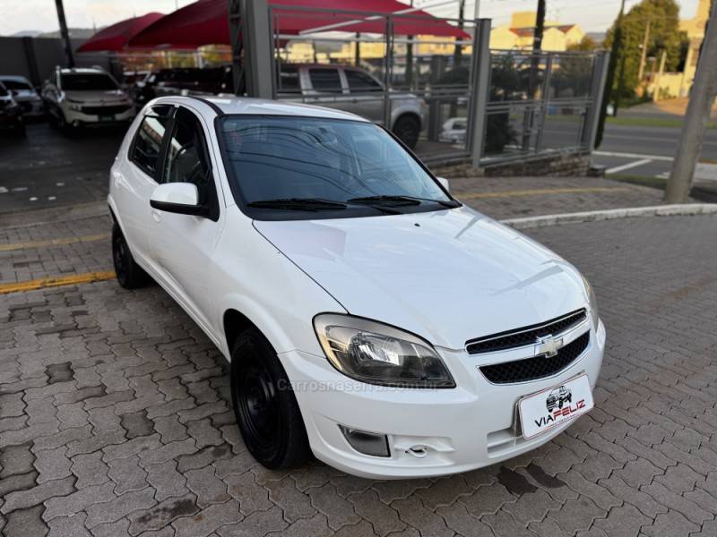 CHEVROLET - CELTA - 2013/2014 - Branca - R$ 36.990,00