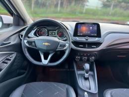 CHEVROLET - ONIX - 2020/2021 - Branca - R$ 89.990,00