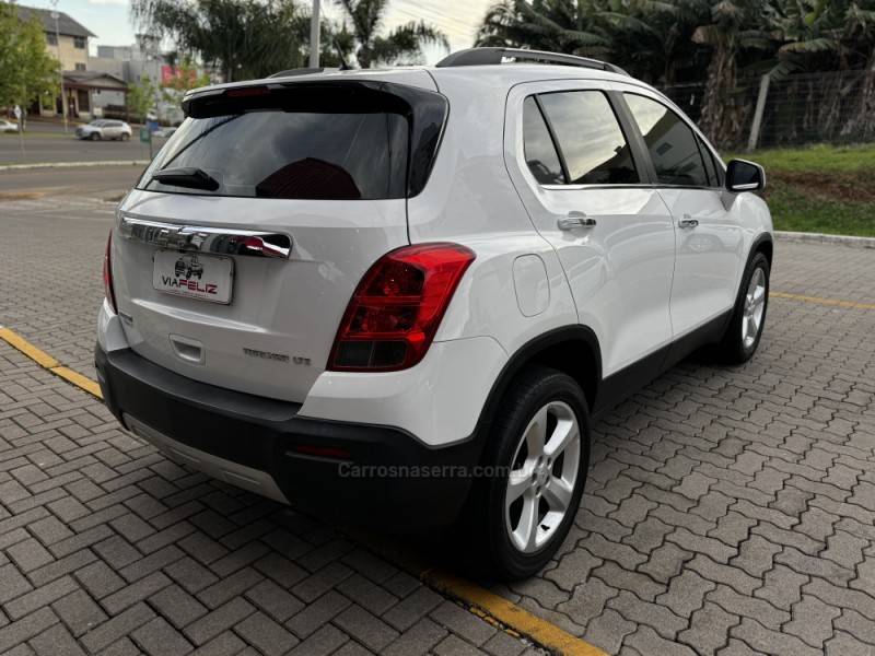 CHEVROLET - TRACKER - 2014/2015 - Branca - R$ 72.990,00