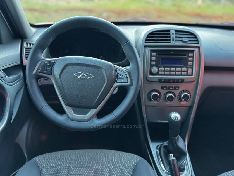 CHERY - TIGGO - 2014/2015 - Branca - R$ 42.990,00