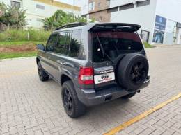 MITSUBISHI - PAJERO TR4 - 2005/2005 - Cinza - R$ 39.990,00