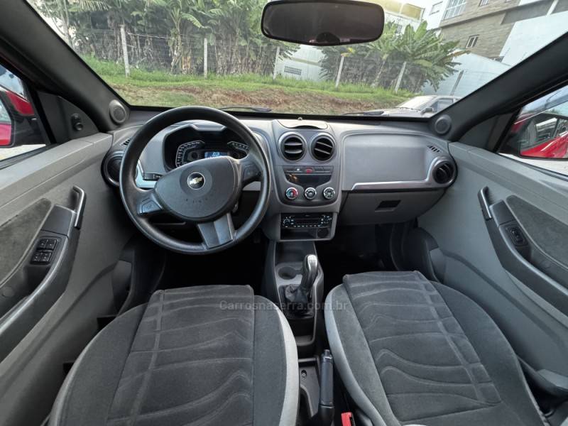 CHEVROLET - AGILE - 2012/2013 - Vermelha - R$ 39.990,00
