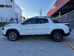 FIAT - TORO - 2018/2019 - Branca - R$ 110.990,00