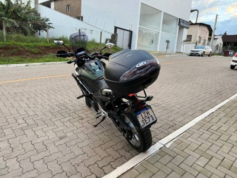 HONDA - NC 750X - 2019/2019 - Verde - R$ 42.990,00