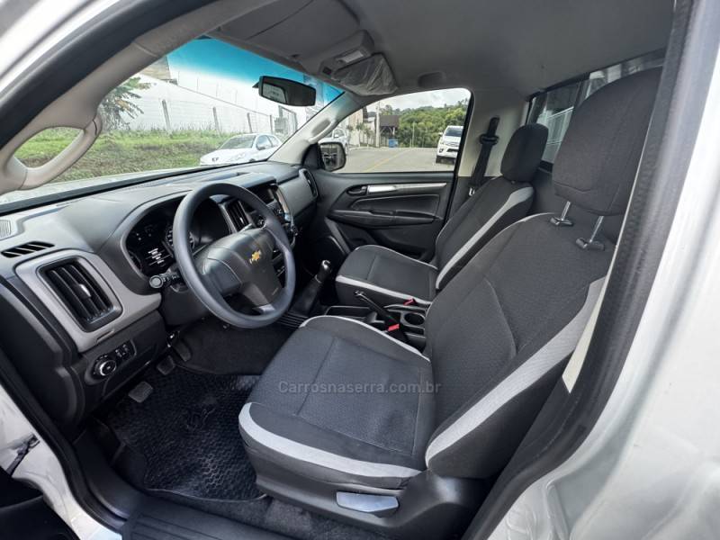 CHEVROLET - S10 - 2019/2019 - Prata - R$ 134.990,00