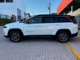 JEEP - COMMANDER - 2022/2023 - Branca - R$ 199.000,00