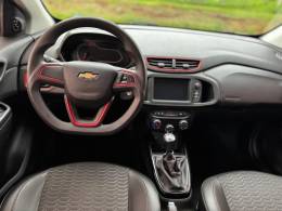 CHEVROLET - ONIX - 2017/2018 - Branca - R$ 66.990,00