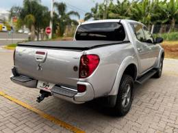 MITSUBISHI - L200 TRITON - 2008/2009 - Prata - R$ 94.990,00