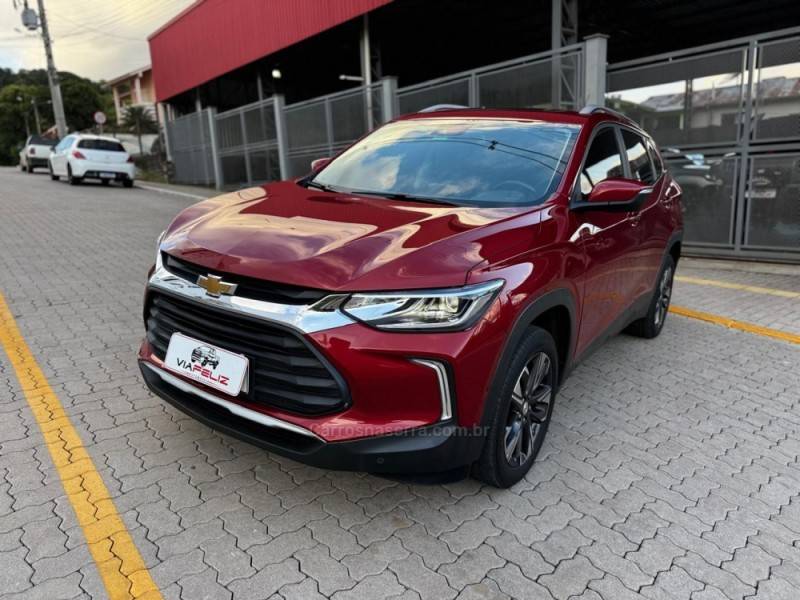 CHEVROLET - TRACKER - 2022/2022 - Vermelha - R$ 121.990,00