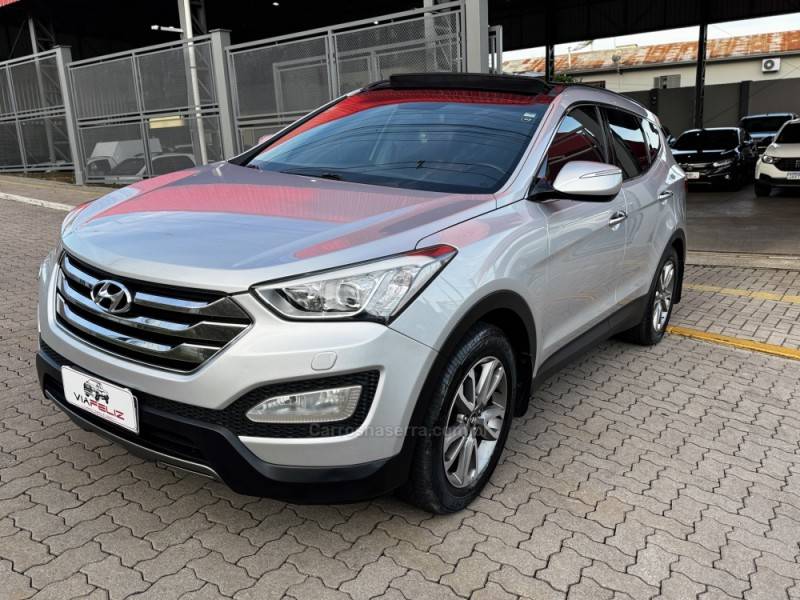 HYUNDAI - SANTA FÉ - 2013/2014 - Prata - R$ 94.800,00