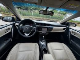 TOYOTA - COROLLA - 2014/2015 - Preta - R$ 88.990,00