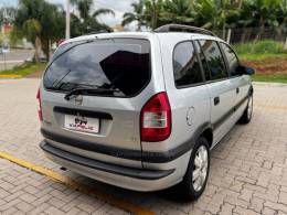 CHEVROLET - ZAFIRA - 2008/2009 - Prata - R$ 37.990,00