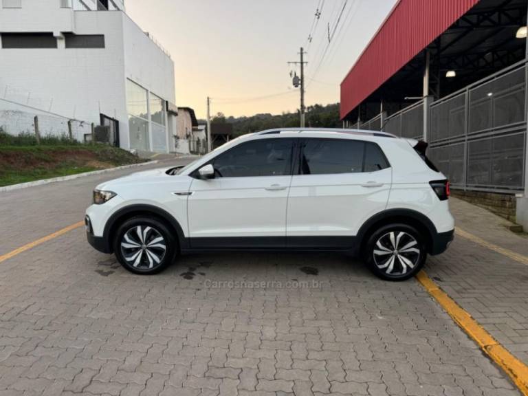 VOLKSWAGEN - T-CROSS - 2020/2021 - Branca - R$ 122.990,00