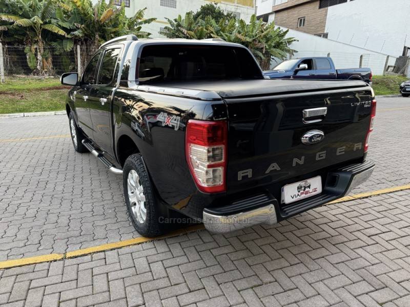 FORD - RANGER - 2018/2019 - Preta - R$ 159.990,00