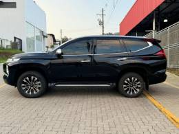 MITSUBISHI - PAJERO SPORT - 2021/2022 - Branca - R$ 289.990,00