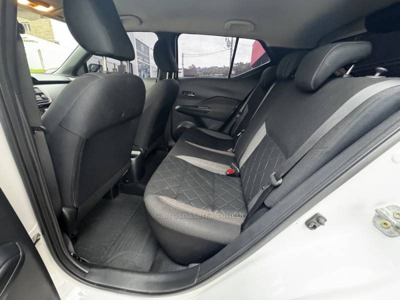 NISSAN - KICKS - 2018/2019 - Branca - R$ 85.990,00