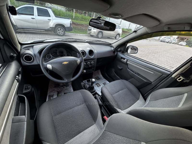 CHEVROLET - CELTA - 2013/2014 - Branca - R$ 36.990,00