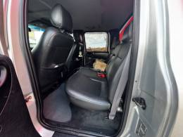 FORD - RANGER - 2010/2011 - Prata - R$ 94.990,00