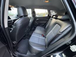 CHEVROLET - TRACKER - 2022/2023 - Preta - R$ 114.990,00