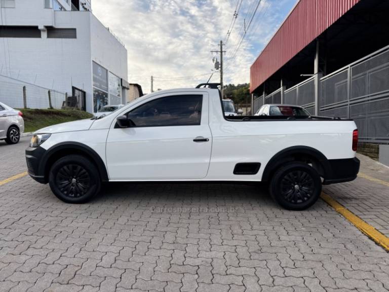 VOLKSWAGEN - SAVEIRO - 2021/2022 - Branca - R$ 64.990,00