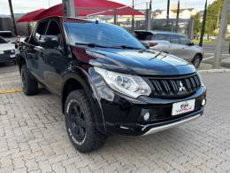 MITSUBISHI - L200 TRITON - 2016/2017 - Preta - R$ 144.990,00