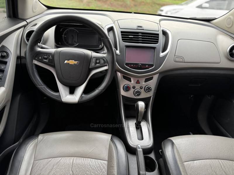 CHEVROLET - TRACKER - 2014/2015 - Branca - R$ 72.990,00