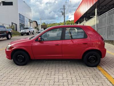 CHEVROLET - CELTA - 2013/2014 - Vermelha - R$ 36.990,00