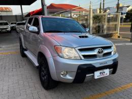 TOYOTA - HILUX - 2008/2008 - Prata - R$ 114.990,00