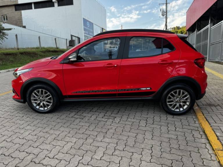 FIAT - ARGO - 2021/2021 - Vermelha - R$ 81.990,00
