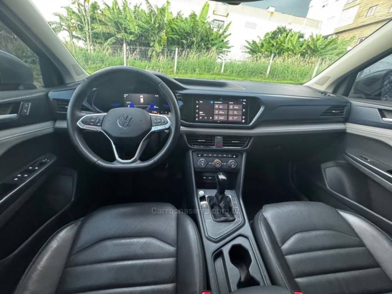 VOLKSWAGEN - TAOS - 2021/2022 - Cinza - R$ 132.990,00