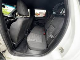 FIAT - STRADA - 2021/2022 - Branca - R$ 93.990,00