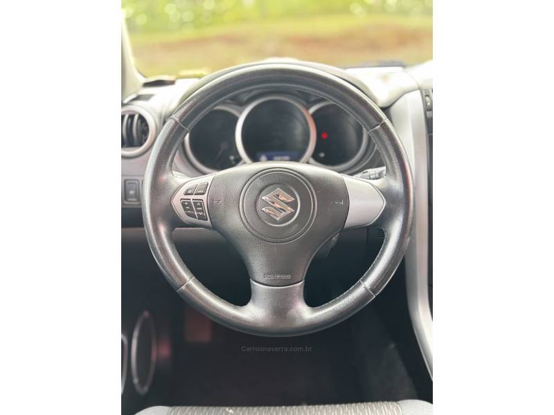 SUZUKI - GRAND VITARA - 2011/2012 - Prata - R$ 56.990,00