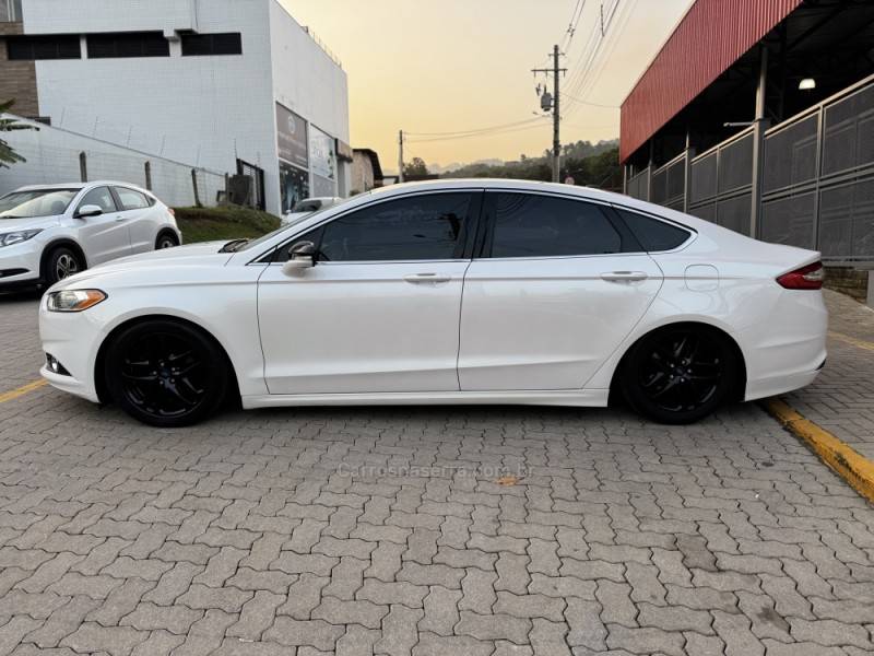 FORD - FUSION - 2014/2014 - Branca - R$ 79.990,00