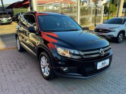 VOLKSWAGEN - TIGUAN - 2013/2014 - Preta - R$ 74.990,00