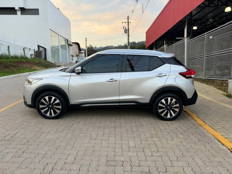 NISSAN - KICKS - 2019/2019 - Prata - R$ 95.990,00