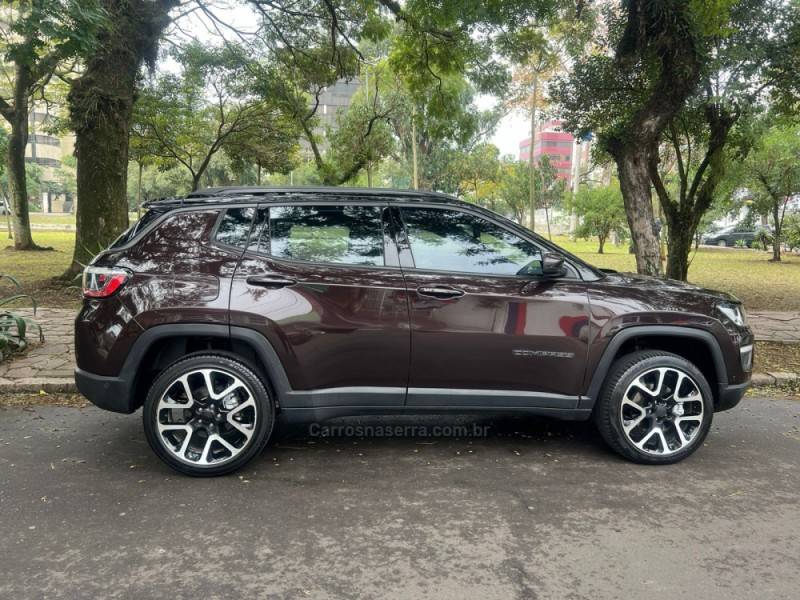 JEEP - COMPASS - 2020/2021 - Marrom - R$ 139.990,00