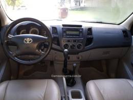 TOYOTA - HILUX - 2009/2010 - Prata - R$ 94.990,00