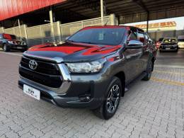 TOYOTA - HILUX - 2021/2021 - Cinza - R$ 224.990,00