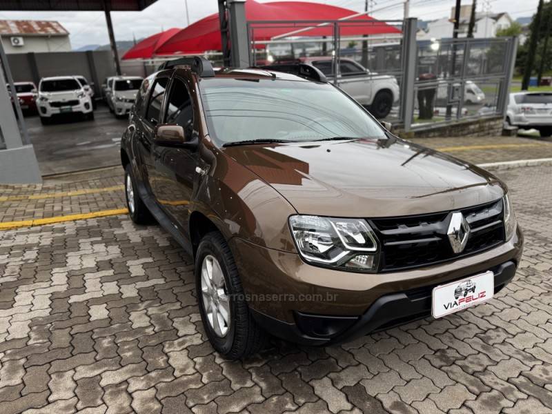 RENAULT - DUSTER - 2015/2016 - Marrom - R$ 61.990,00