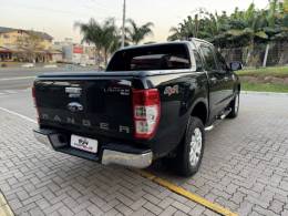 FORD - RANGER - 2018/2019 - Preta - R$ 159.990,00
