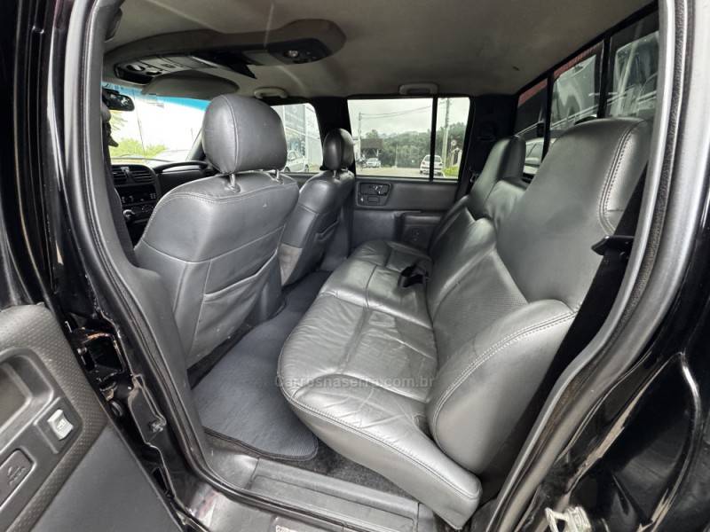 CHEVROLET - S10 - 2009/2010 - Preta - R$ 77.990,00